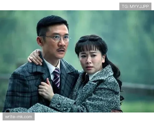张玉宁出去聚餐带的包比我家电视还贵，这日子过得跟明星似的嘛
