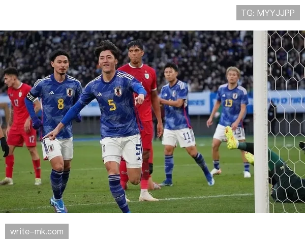 日本男足海外热身表现积极,已为亚洲杯小组赛调整状态 日本男足海外热身表现积极,已为亚洲杯小组赛调整状态